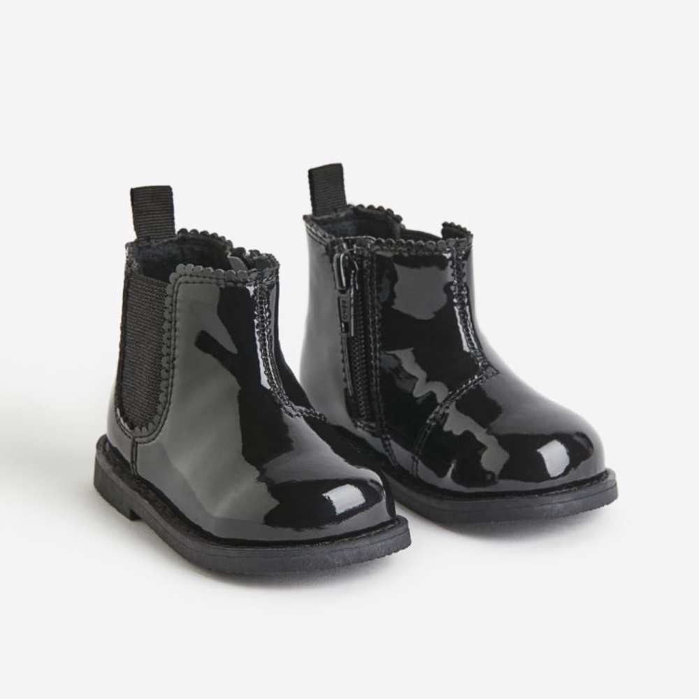 H&M warmed line Chelsea toddler boots